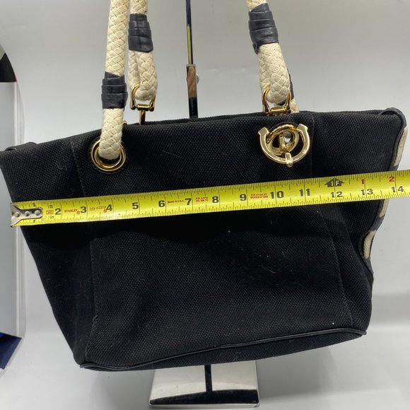 Michael Kors M Size Black Interwoven Shoulder Bag - Picture 4 of 10